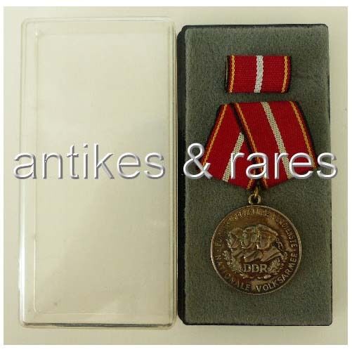 Verdienstmedaille der NVA in 900 Silber 1960-68 vgl. Band I Nr. 146 d Punze 4 Verdienstmedaille der NVA in 900 Silber 1960-68 vgl. Band I Nr. 146 d Punze 4