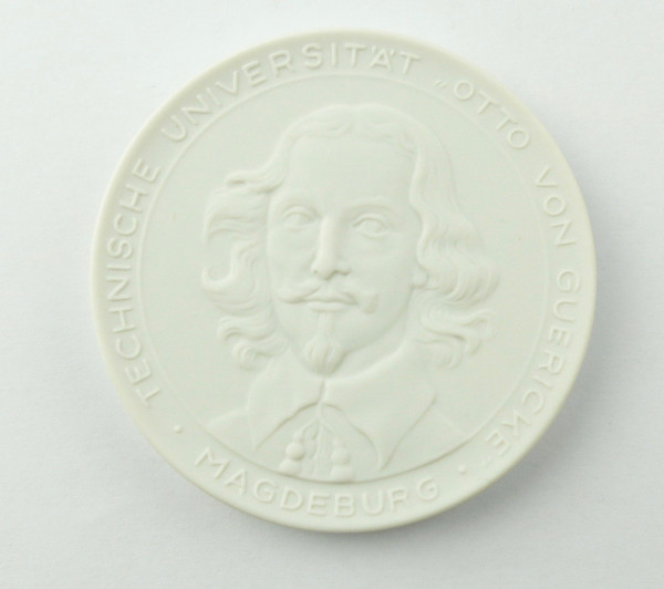 e12149 Meissen Medaille Technische Universität Otto von Guericke Magdeburg weiß