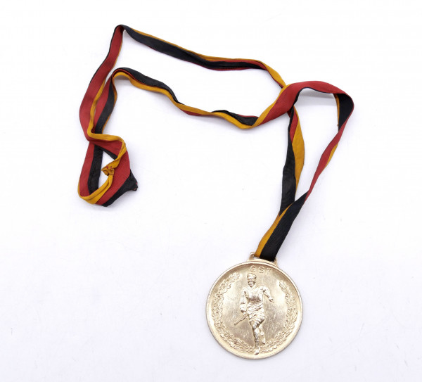e12501 Medaille GST DDR Ausscheid der Landjugend im militärischen Nahkampf Nr. 304832425674