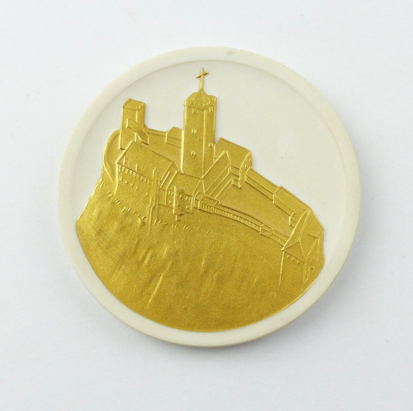 e12143 Meissen Medaille weiß Wartburg mit vergoldeter Burg