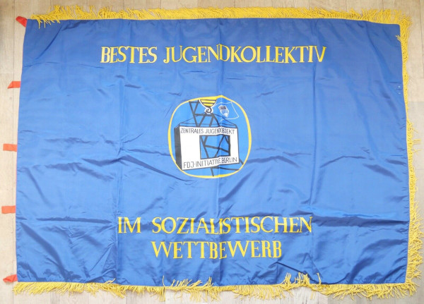 e12222 Seltene Fahne FDJ Zentrales Jugendobjekt Bestes Jugendkollektiv 127x180cm