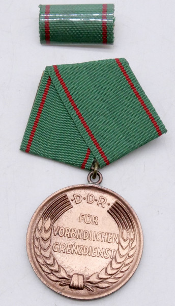 Original alte Medaille für Vorbildlichen Grenzdienst Nr. 4539 Bartel Nr. 132a H352