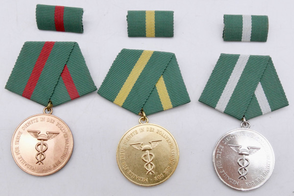 Original alte Medaillen für treue Dienste in der Zollverwaltung der DDR H354