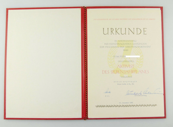 e12211 Original Urkunde Ehrentitel Aktivist des Siebenjahrplanes 1965 verliehen